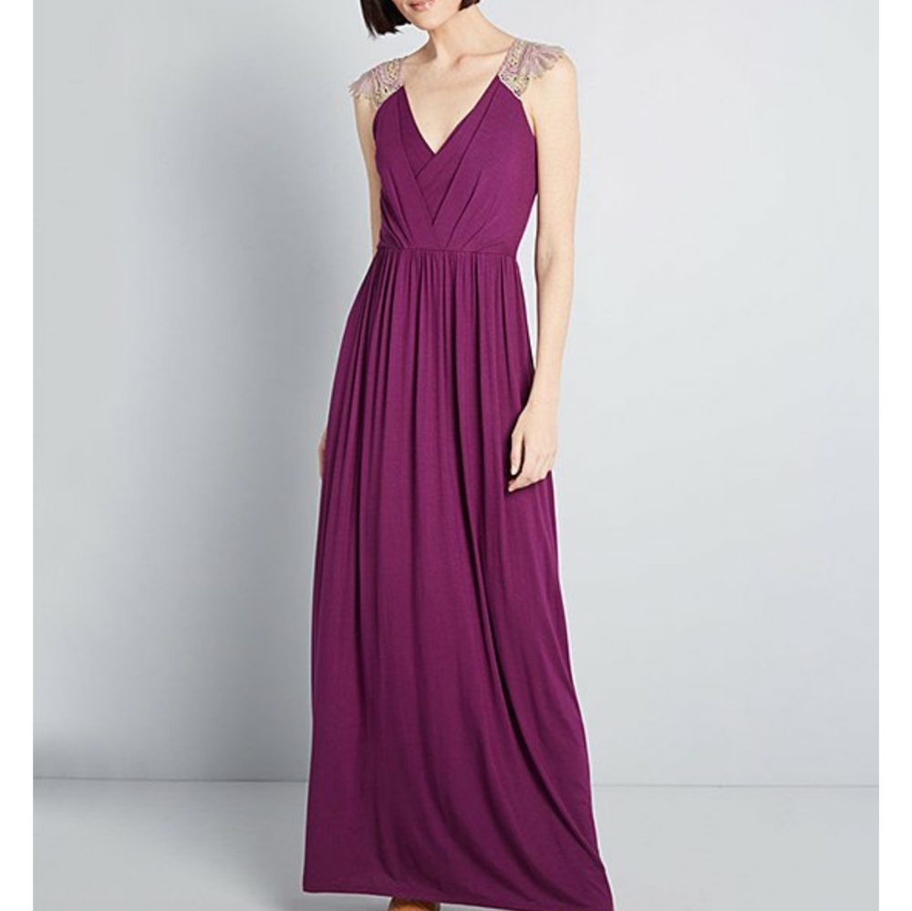 💜 NWT Sweet Spirit crochet-back maxi dress